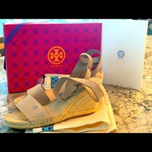 New Tory Burch BIMA 90mm Wedge Espradrille sand